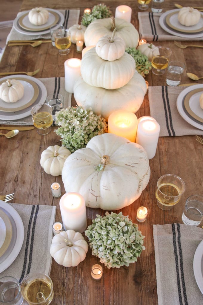 white-pumpkins-thanksgiving-tablescape
