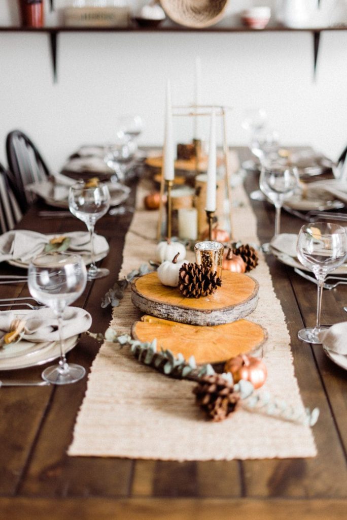 rustic-organic-thanksgiving-tablescape
